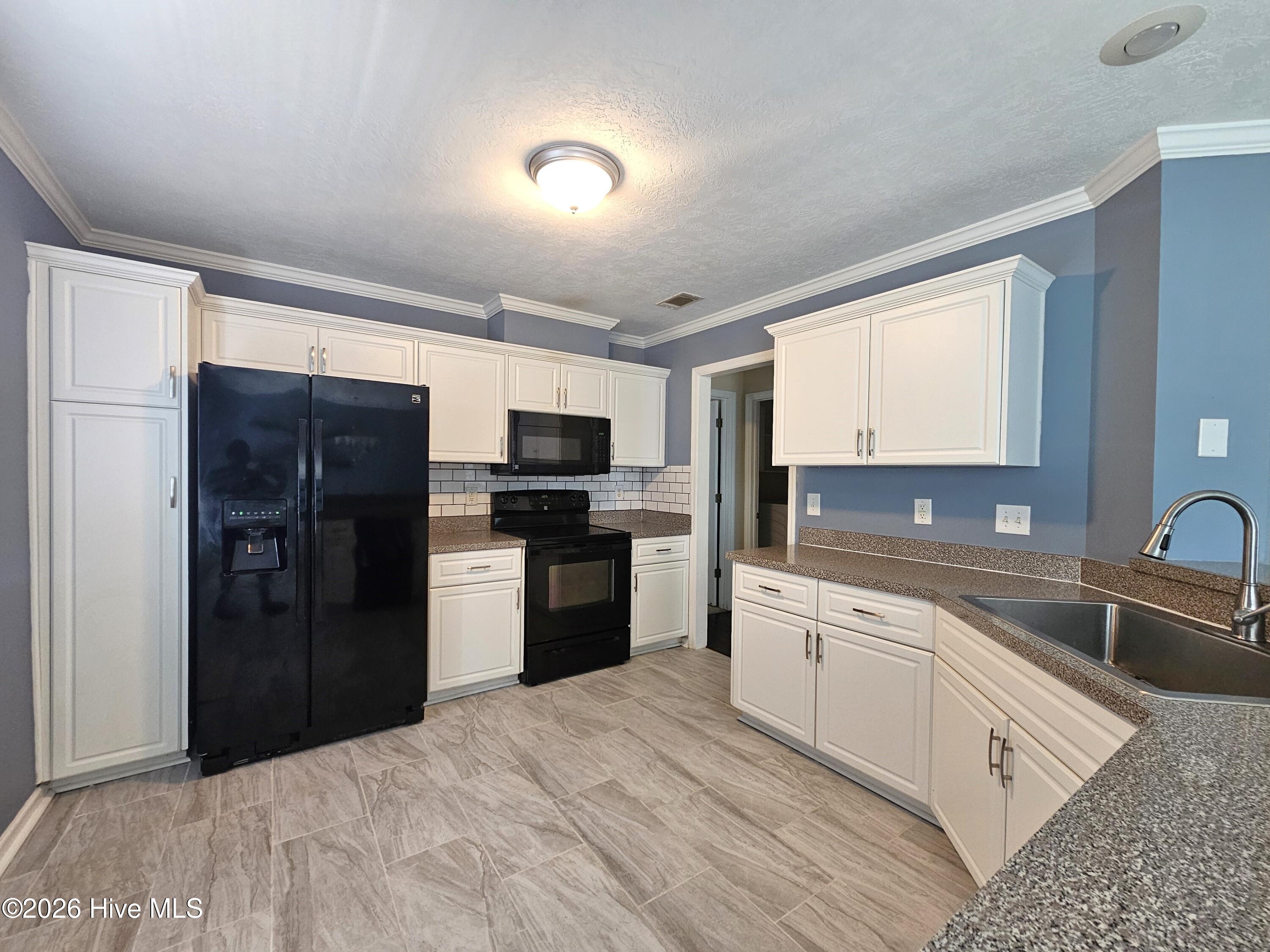 770 Michelle Court Grovetown, GA 30813 - Photo 6 of 20 Kitchen