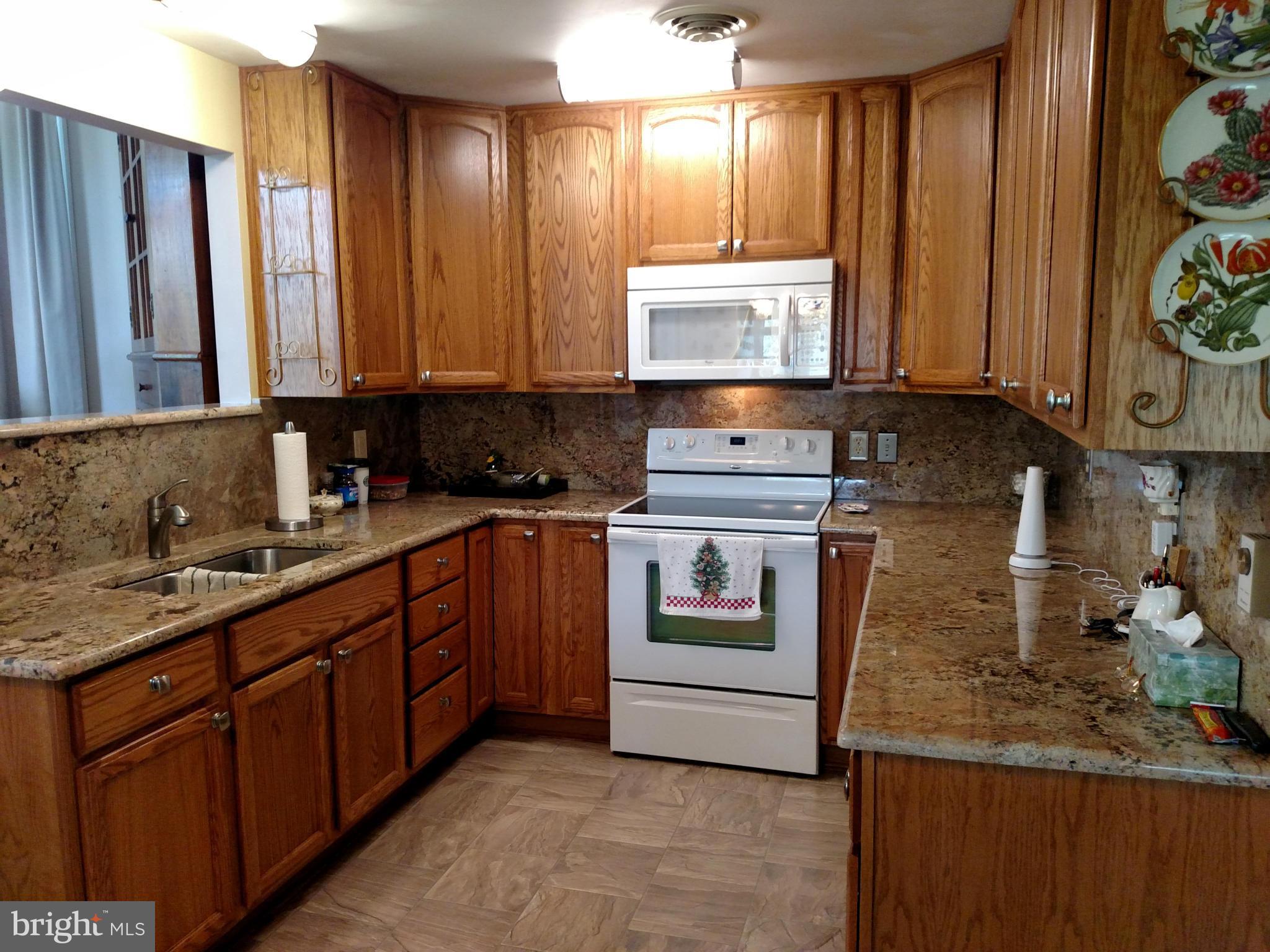7956 McKaig Road Frederick, MD 21701 - Photo 4 of 18 Kitchen