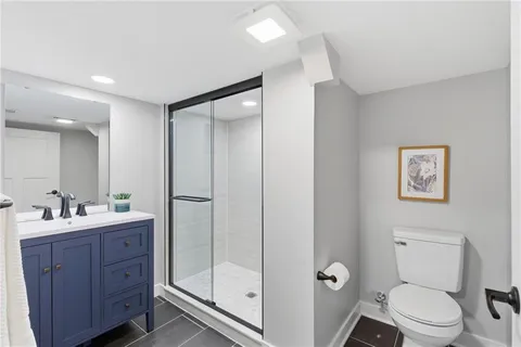 $895,000 | 2121 West 120th Street, Leawood, KS 66209