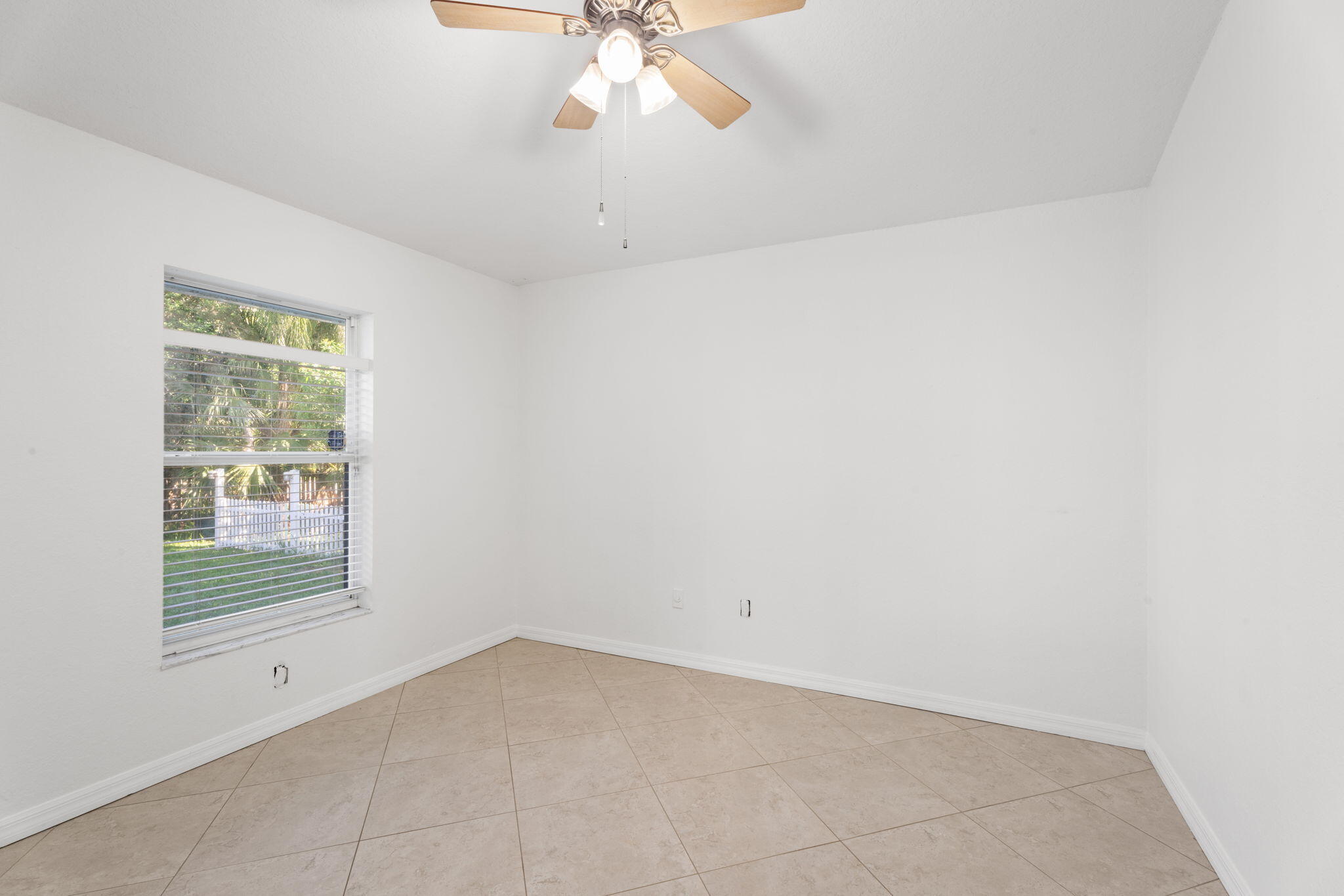 4302 Southwest Appleseed Road Port St. Lucie, FL 34953 - Photo 19 of 30 12-web-or-mls-SMG00459