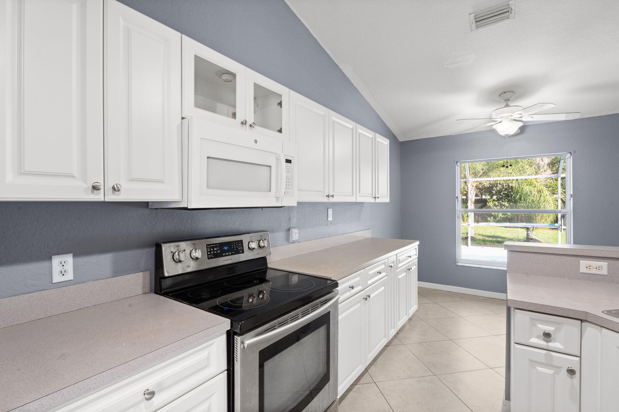 4302 Southwest Appleseed Road Port St. Lucie, FL 34953 - Photo 9 of 30 25-web-or-mls-SMG00534