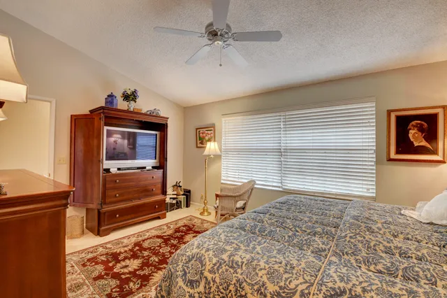 $325,000 | 7861 La Mirada Drive, Boca Raton, FL 33433