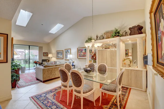 $325,000 | 7861 La Mirada Drive, Boca Raton, FL 33433