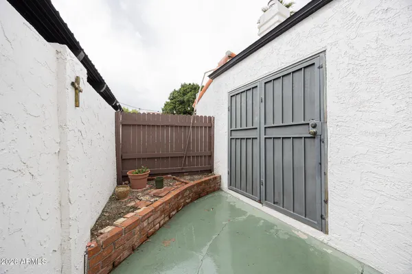 a view of backyard with cabin