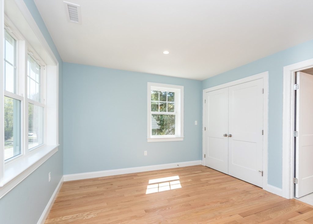 33 Bigelow Road Waltham, MA 02451 - Photo 23 of 41 Gallery Image 23