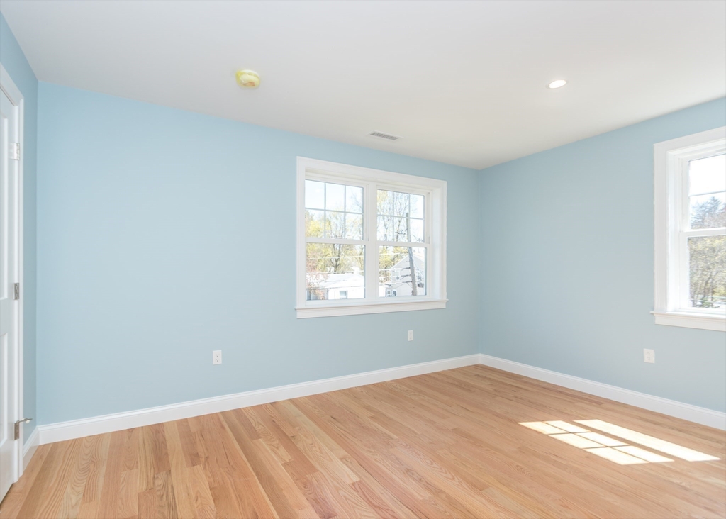 33 Bigelow Road Waltham, MA 02451 - Photo 24 of 41 Gallery Image 24
