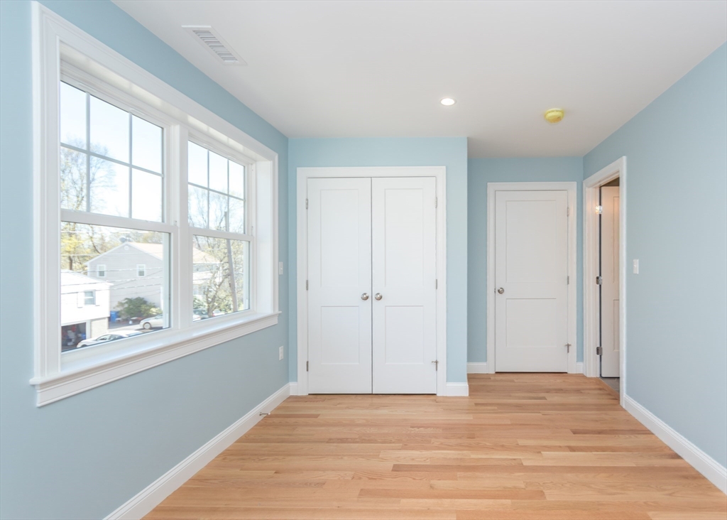 33 Bigelow Road Waltham, MA 02451 - Photo 32 of 41 Gallery Image 32