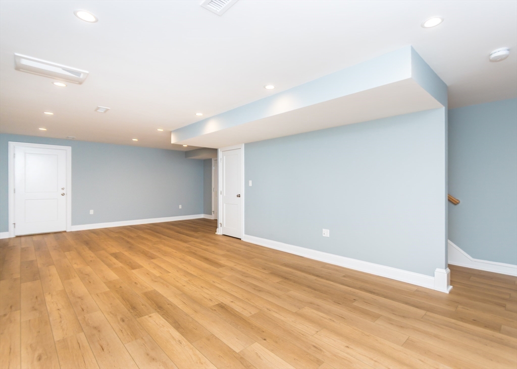 33 Bigelow Road Waltham, MA 02451 - Photo 33 of 41 Gallery Image 33