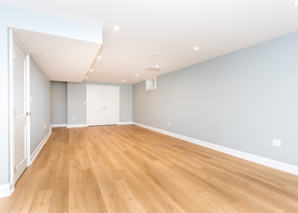 33 Bigelow Road Waltham, MA 02451 - Photo 34 of 41 Gallery Image 34
