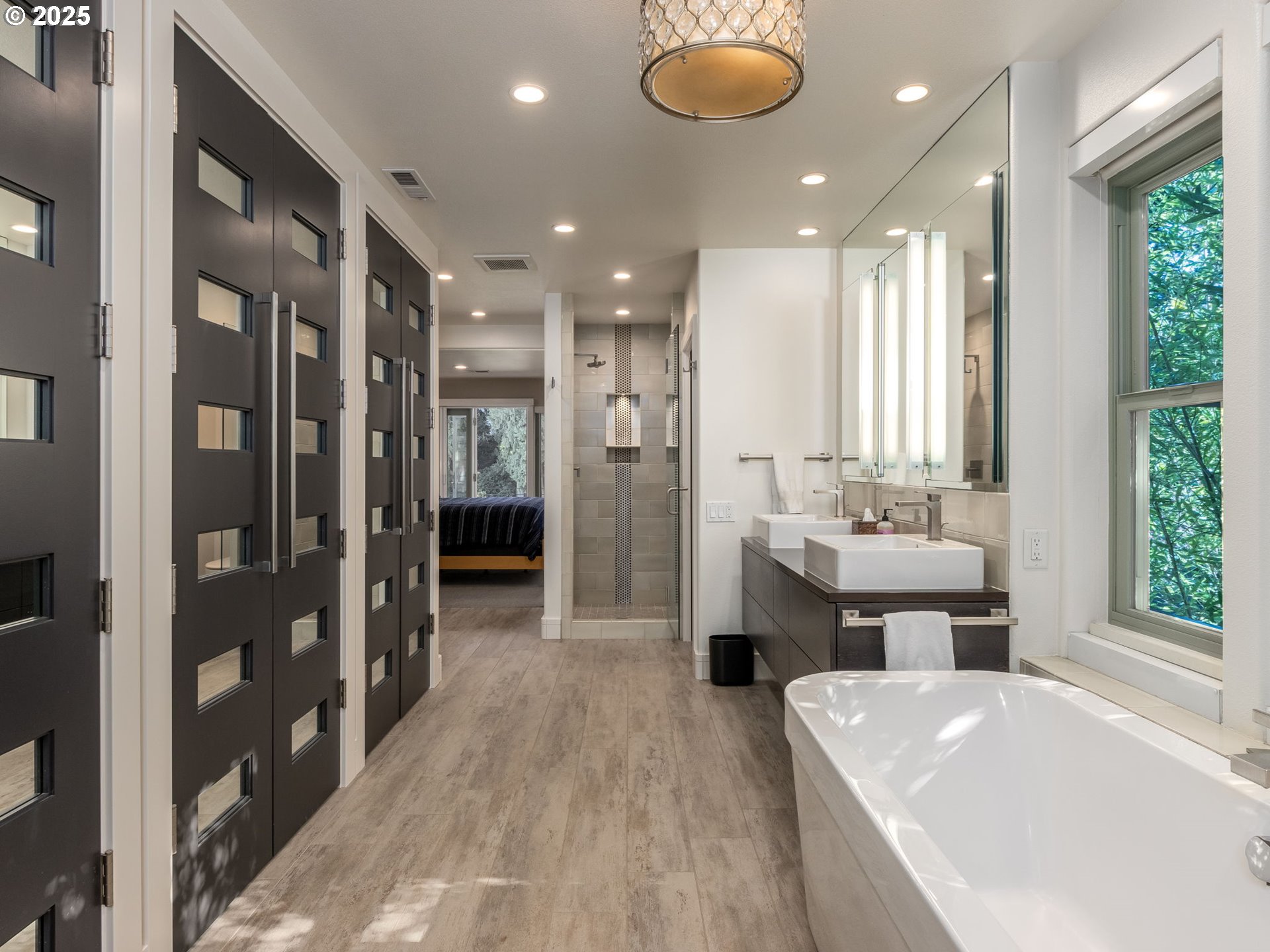 17210 Cedar Road Lake Oswego, OR 97034 - Photo 18 of 48 Gallery Image 18