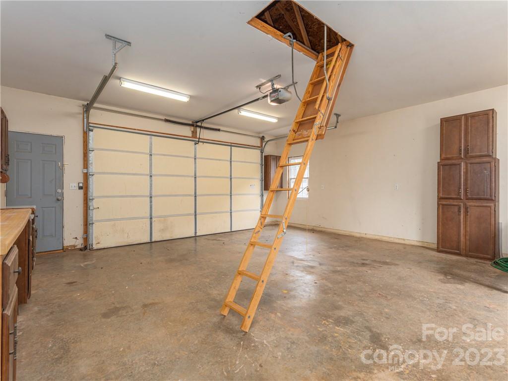 1116 Alexander Road Leicester, NC 28748 - Photo 35 of 37 Gallery Image 35