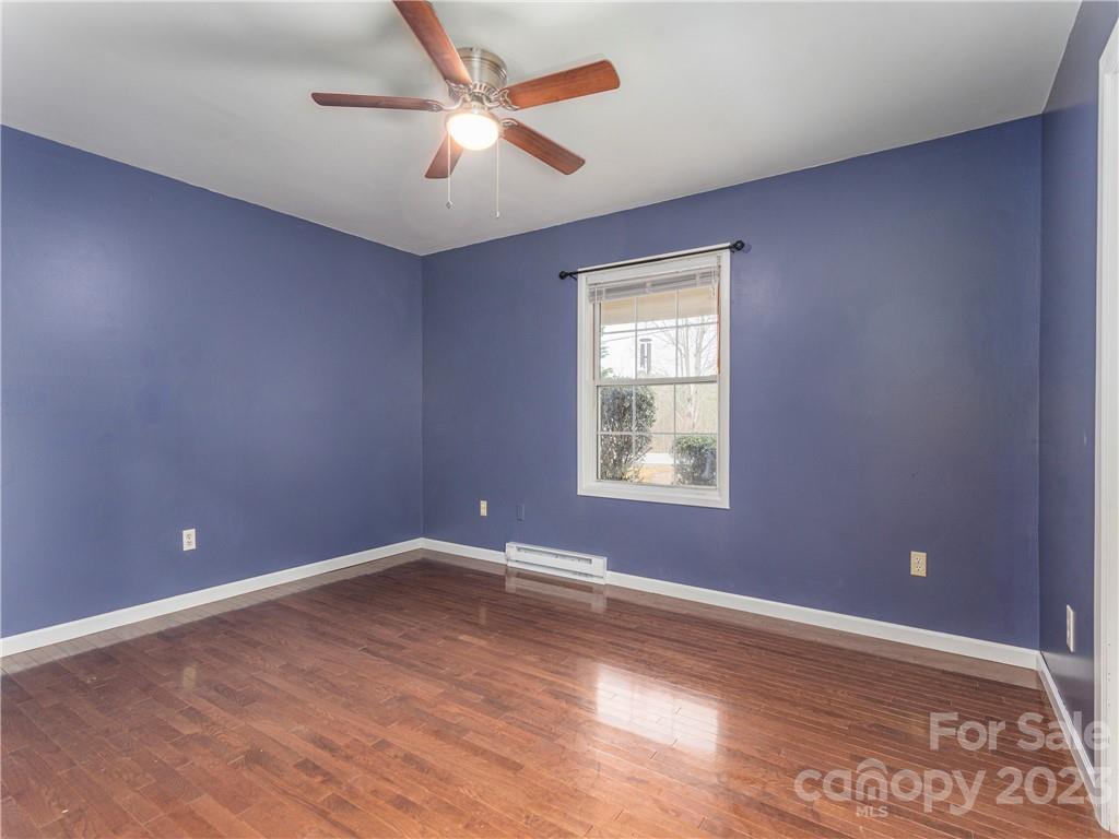 1116 Alexander Road Leicester, NC 28748 - Photo 8 of 37 Gallery Image 8