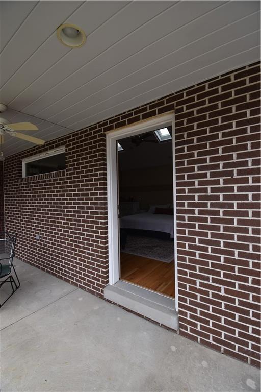 595 Maple Avenue Springdale, PA 15144 - Photo 22 of 44 come back inside and room the home