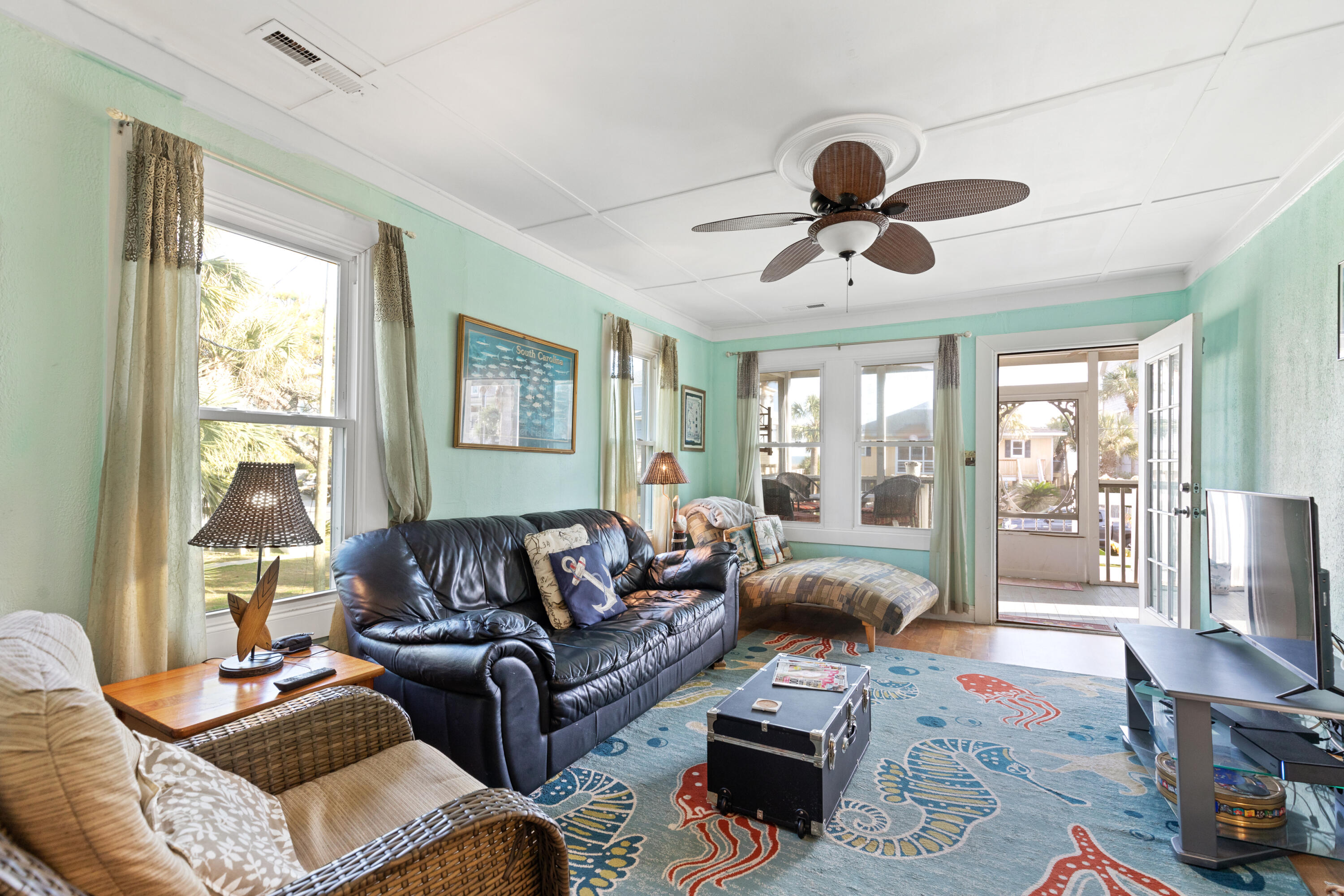 604 West Ashley Avenue Folly Beach, SC 29439 - Photo 14 of 43 604WestAshleyAvenue- KeenEyeMarketing000