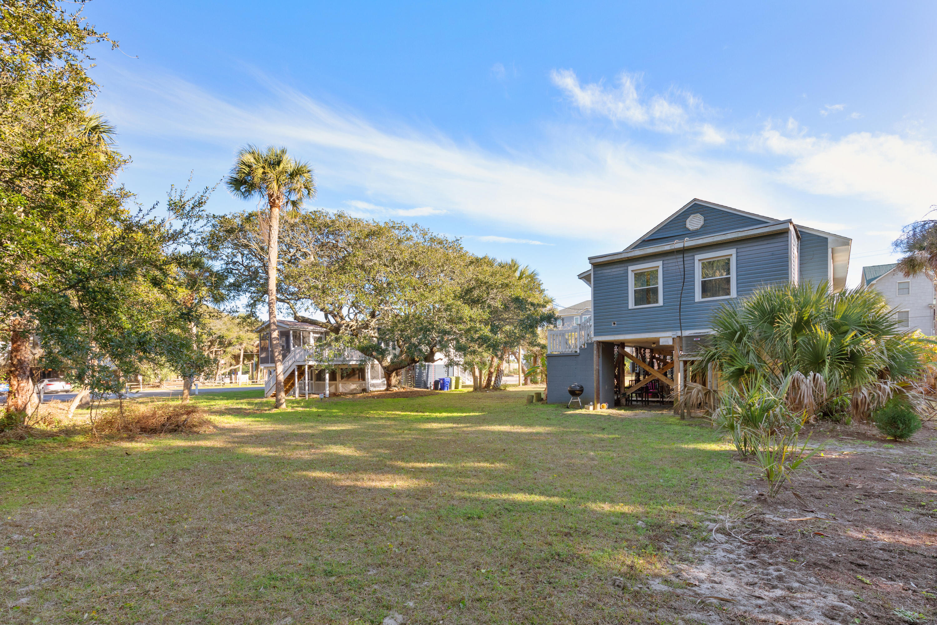 604 West Ashley Avenue Folly Beach, SC 29439 - Photo 34 of 43 604WestAshleyAvenue- KeenEyeMarketing003