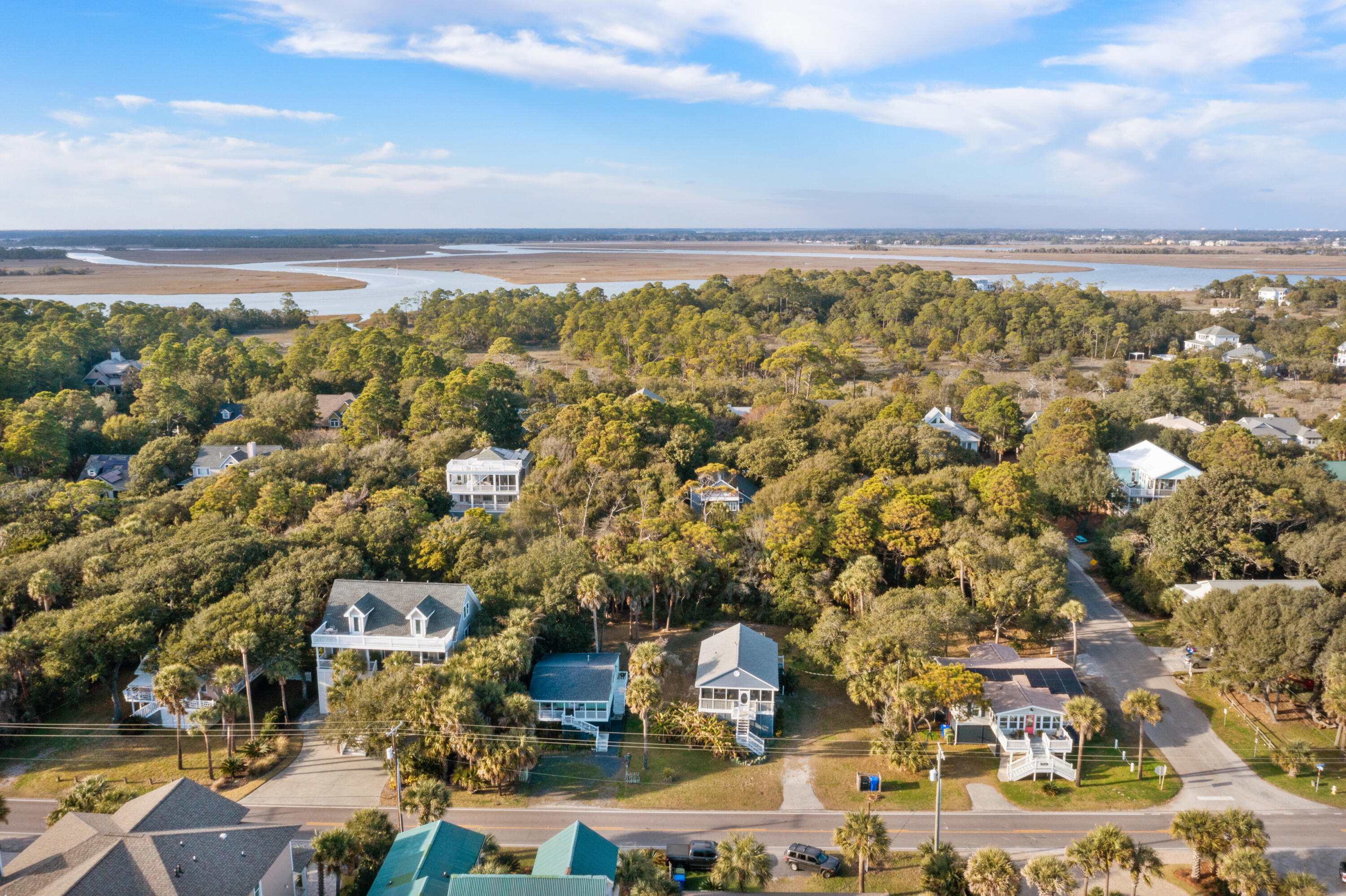 604 West Ashley Avenue Folly Beach, SC 29439 - Photo 38 of 43 604WestAshleyAvenue- KeenEyeMarketing003