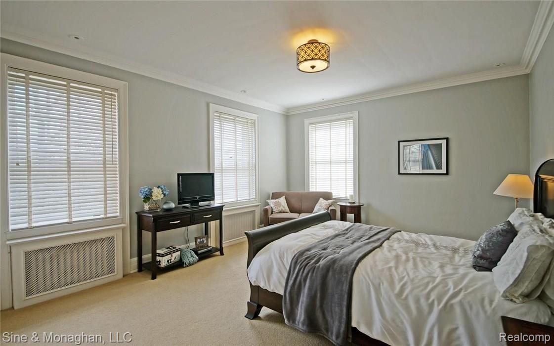175 Ridge Road Grosse Pointe, MI 48236 - Photo 17 of 30 18.jpg