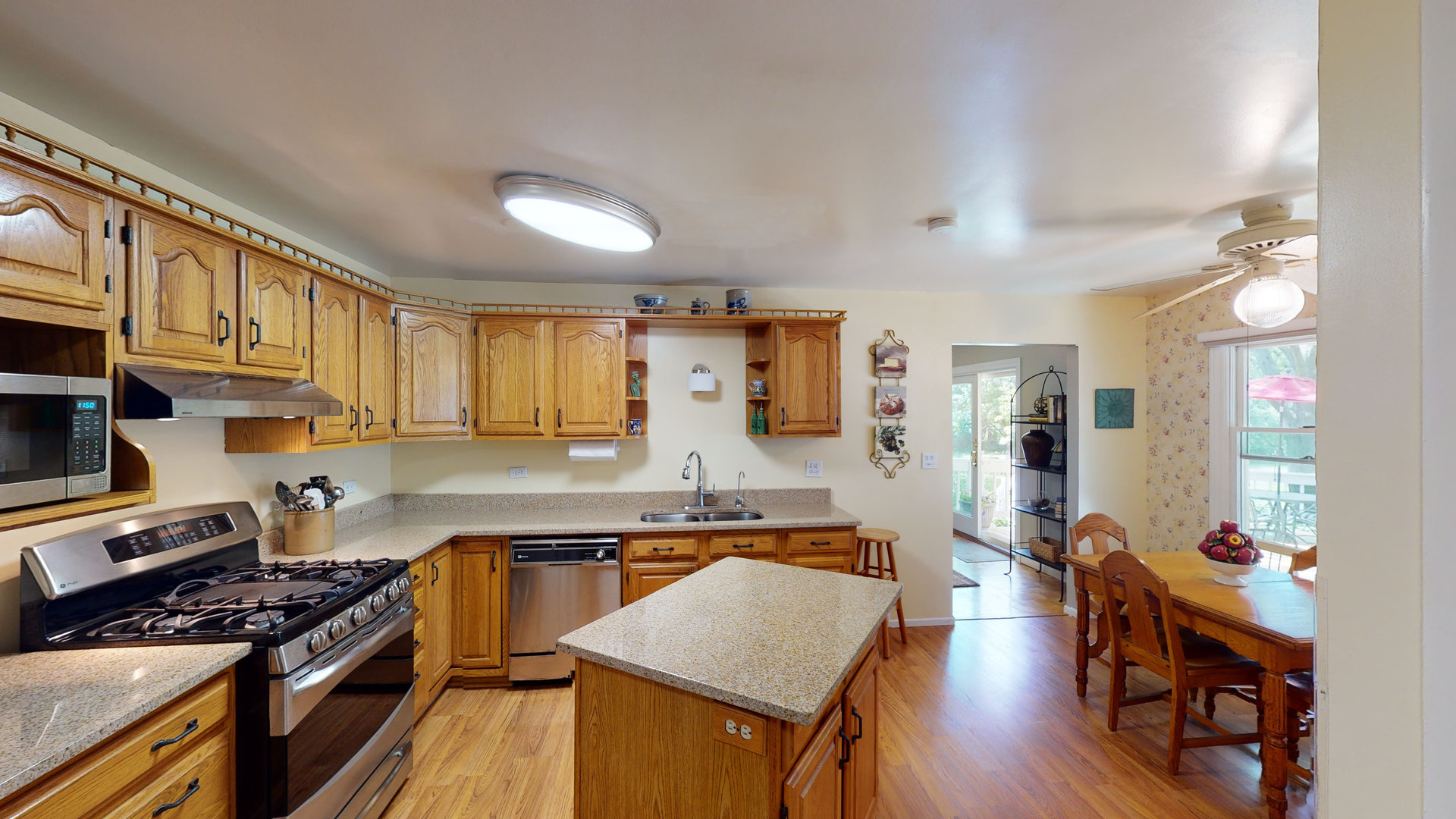 278 Jules Road Inverness, IL 60067 - Photo 14 of 38