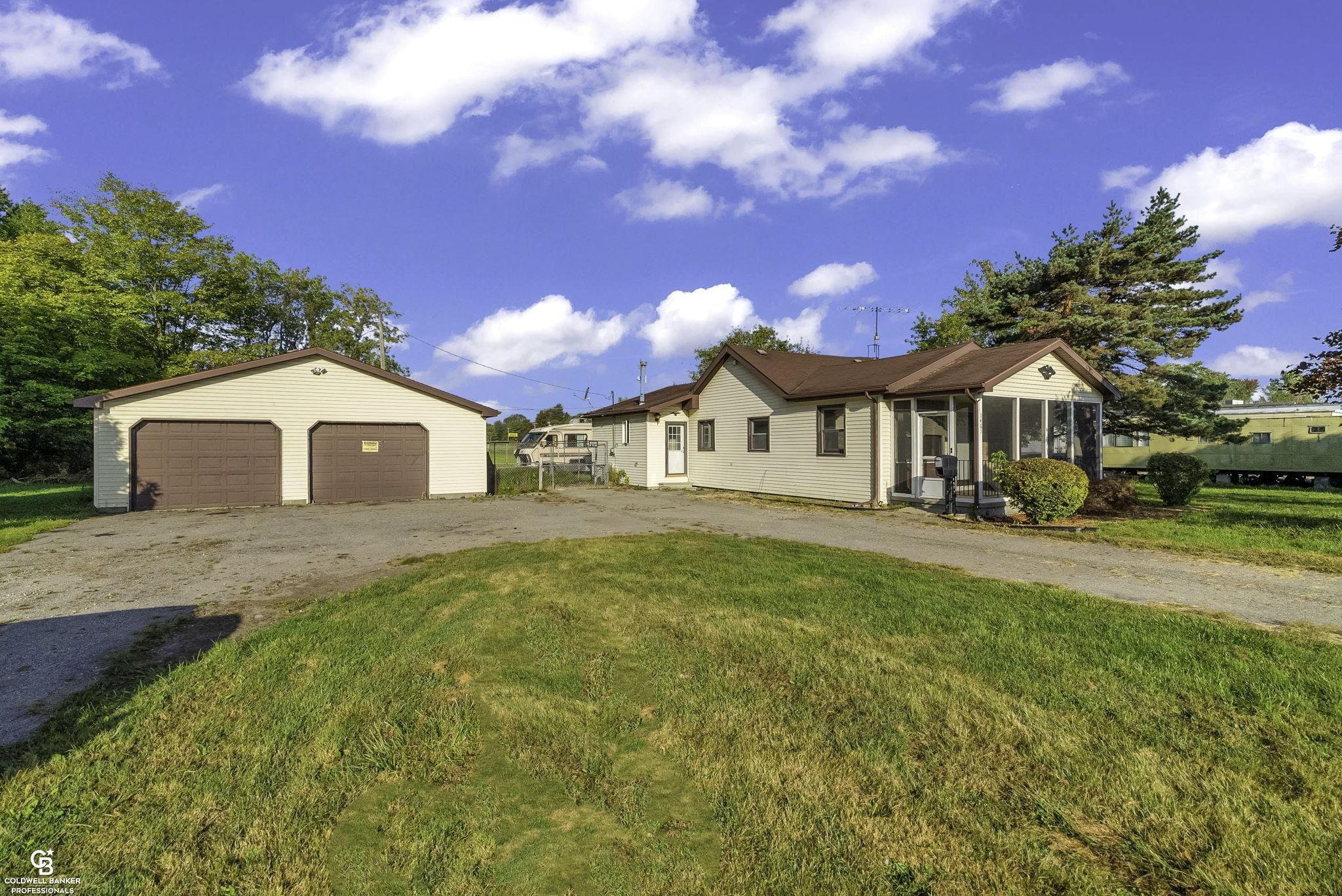 1461 Minnesota Road Port Huron, MI 48060 - Photo 32 of 35 50155936-8992c9e2-2dce-47d9-b099-9b847d247388.JPG