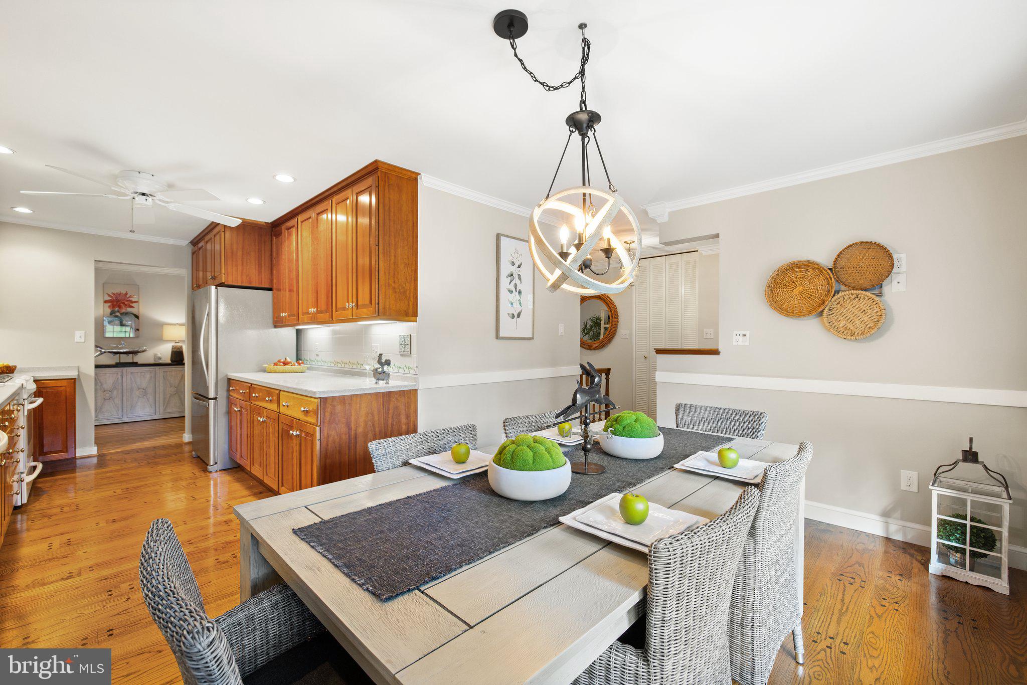 7711 Heming Place Springfield, VA 22151 - Photo 16 of 76 eat in area