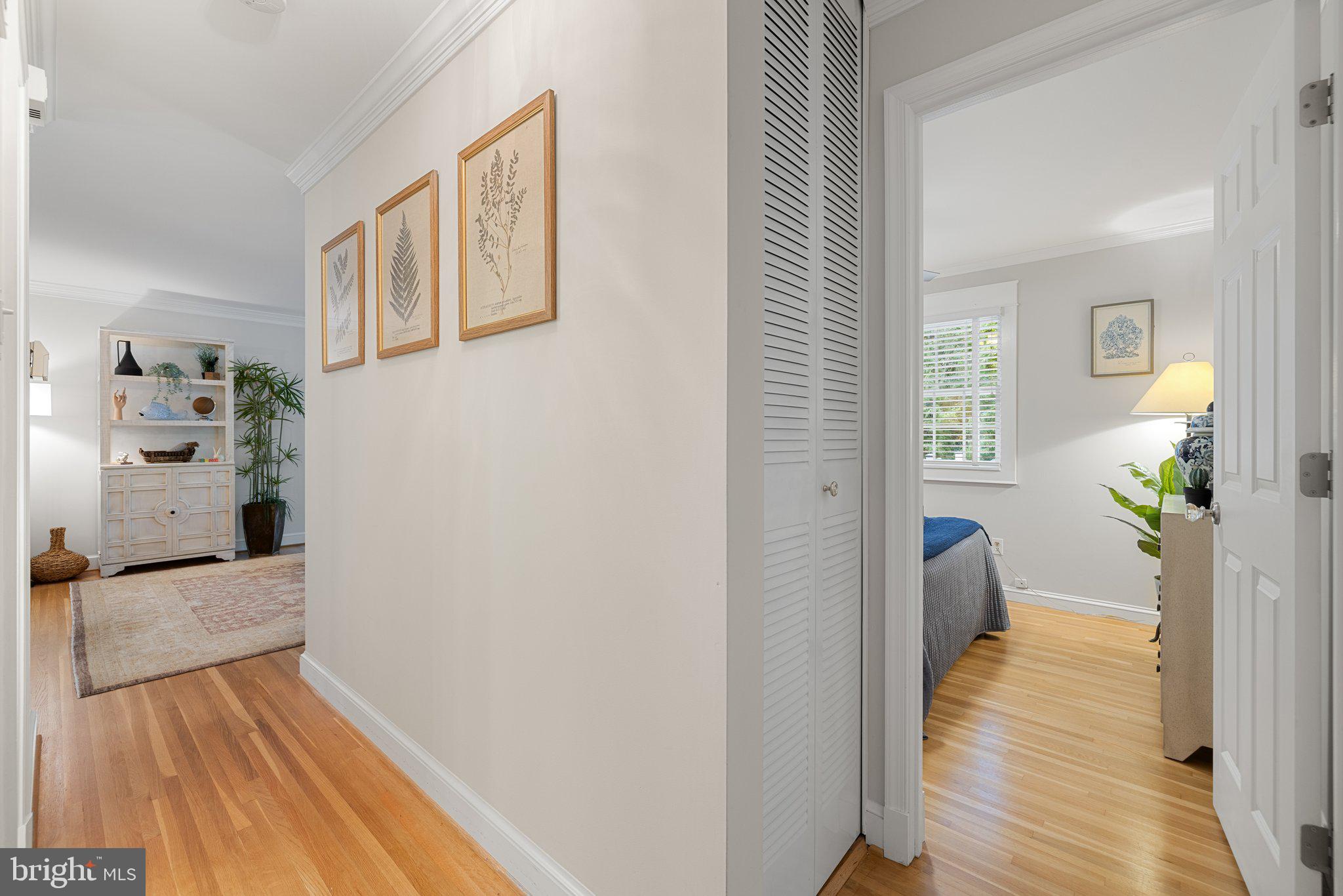 7711 Heming Place Springfield, VA 22151 - Photo 30 of 76 hall to upper lvl brs