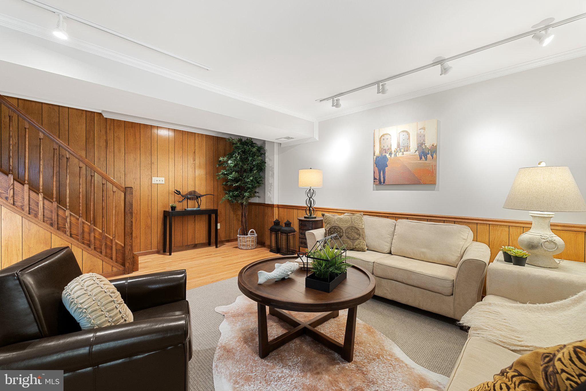 7711 Heming Place Springfield, VA 22151 - Photo 46 of 76 family room