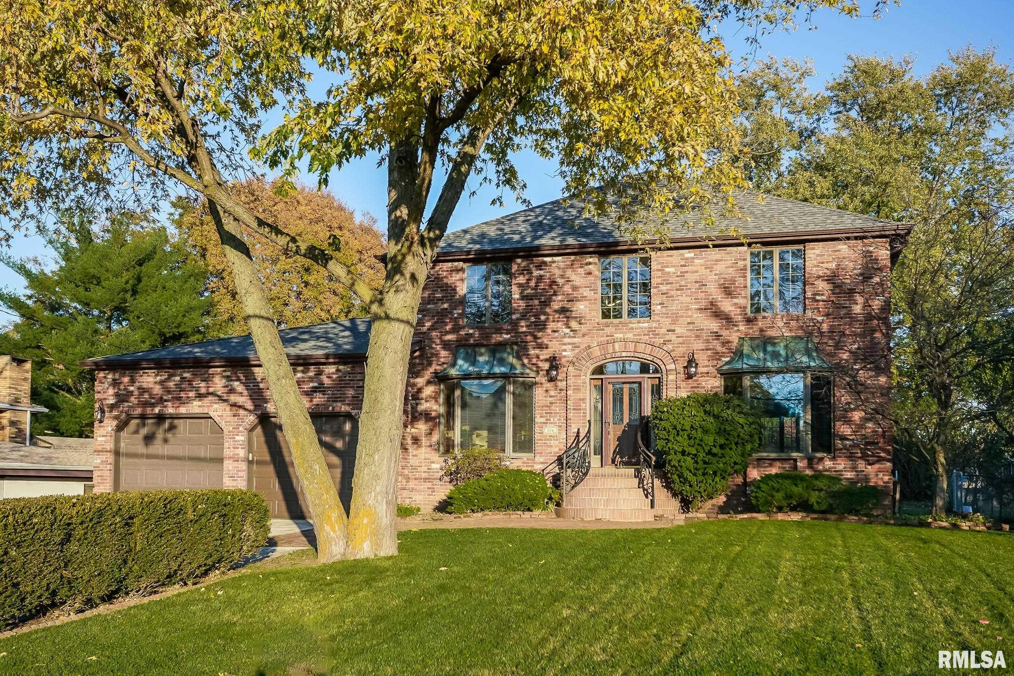 826 South Maxwell Road Peoria, IL 61607 - Photo 1 of 57