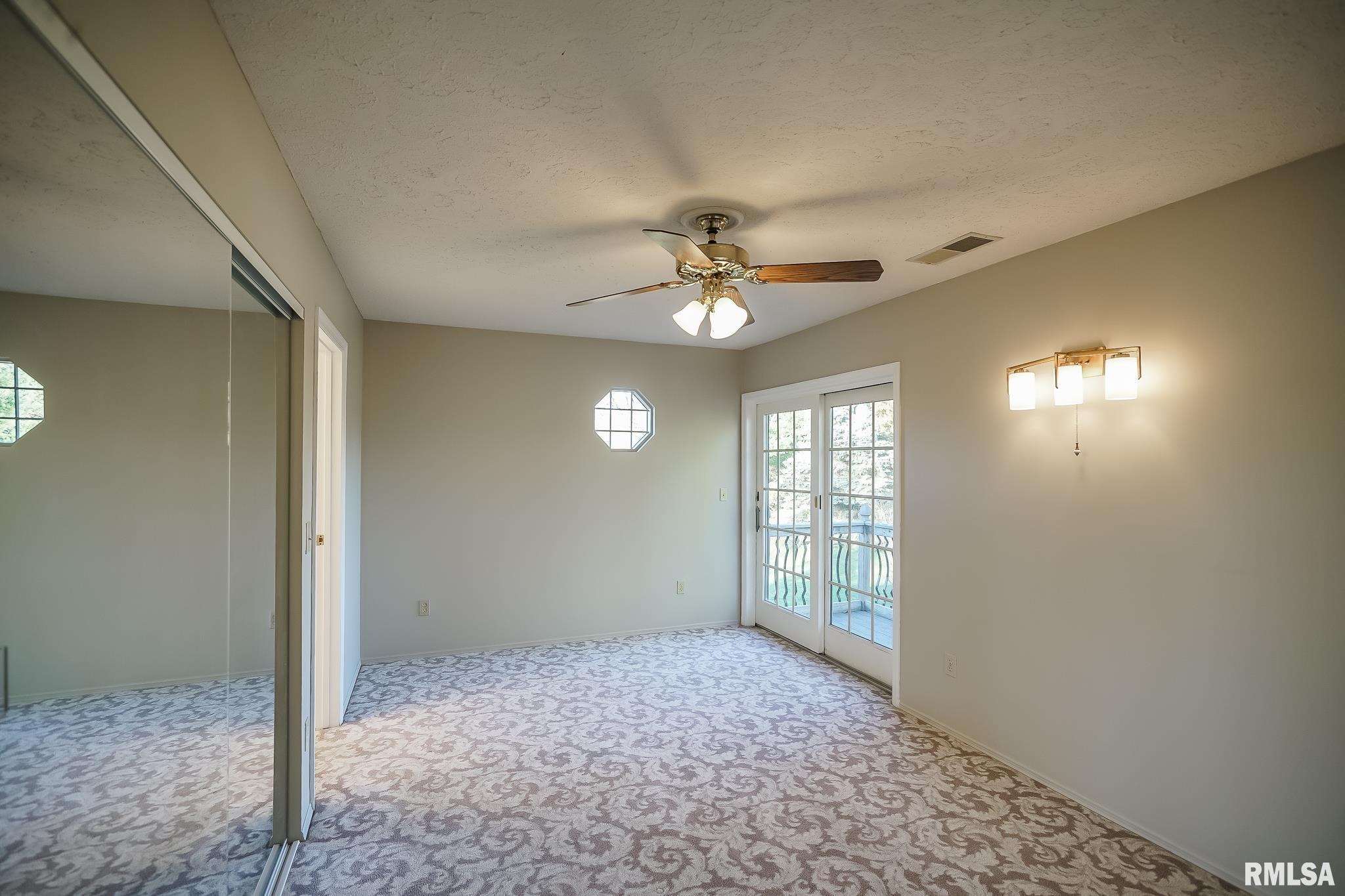 826 South Maxwell Road Peoria, IL 61607 - Photo 35 of 57