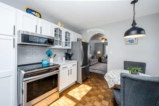 $285,000 | 2524 Morton Avenue, St. Joseph, MI 49085