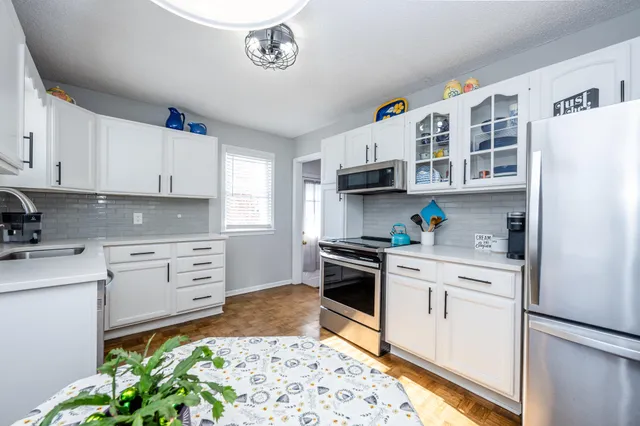 $285,000 | 2524 Morton Avenue, St. Joseph, MI 49085