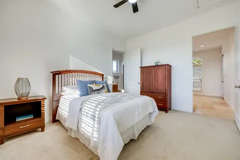 $845,000 | 104 Running Brook Trail, Spicewood, TX 78669