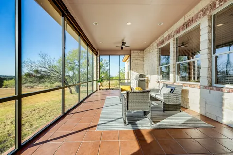 $845,000 | 104 Running Brook Trail, Spicewood, TX 78669