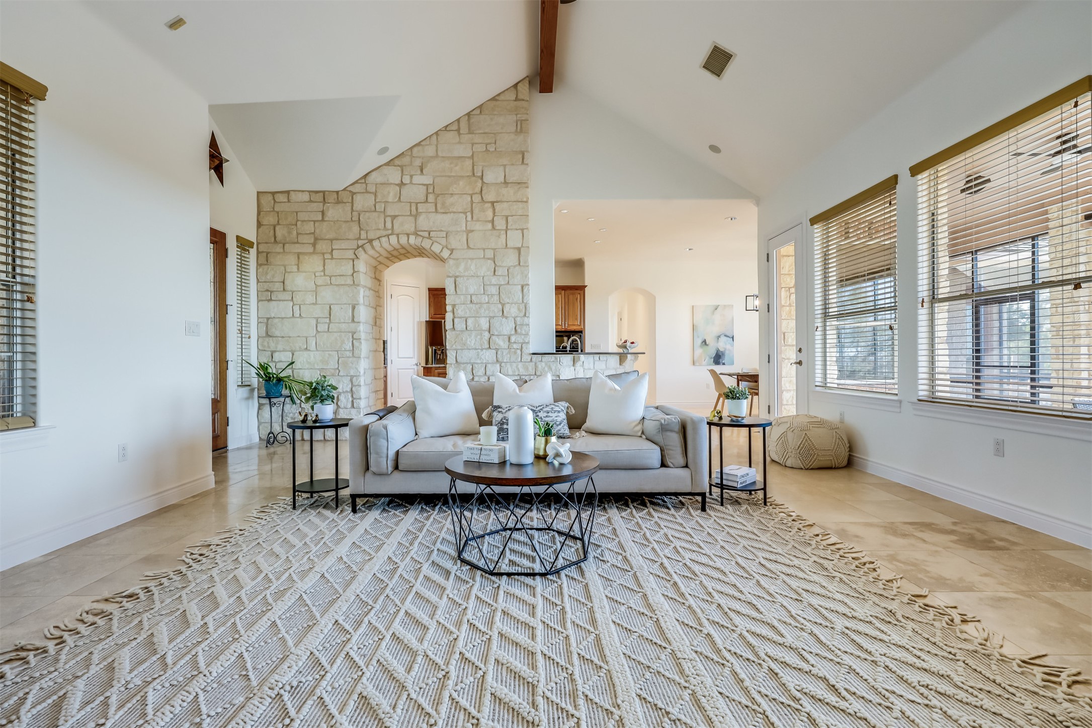 104 Running Brook Trail Spicewood, TX 78669 - Photo 7 of 40