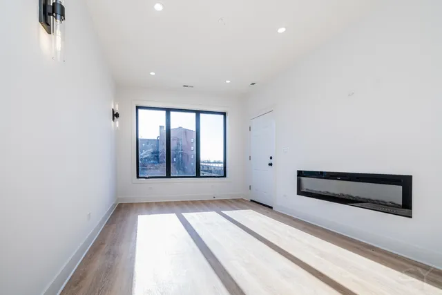 $765,000 | 3328 West Walnut Street, Chicago, IL 60624