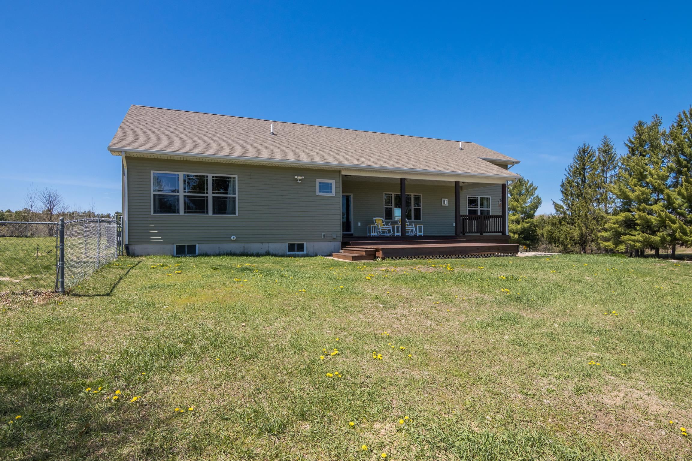 8233 Barney Road Traverse City, MI 49684 - Photo 34 of 40