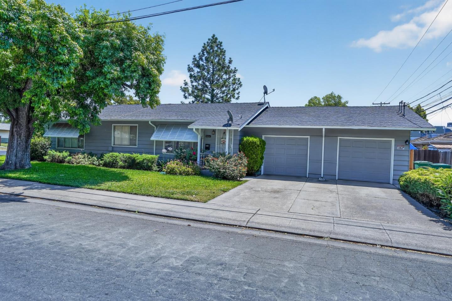 442 West Lincoln Road Stockton, CA 95207 - Photo 12 of 14