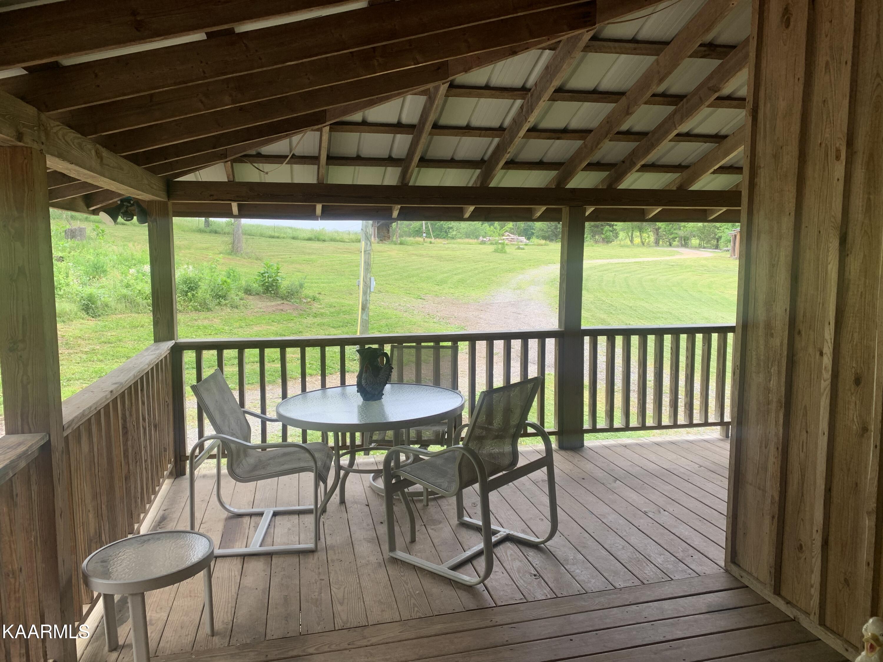 2401 Watson Road Loudon, TN 37774 - Photo 6 of 30 97B62331-ECD3-4CA7-9C1C-63717F2FDC5A