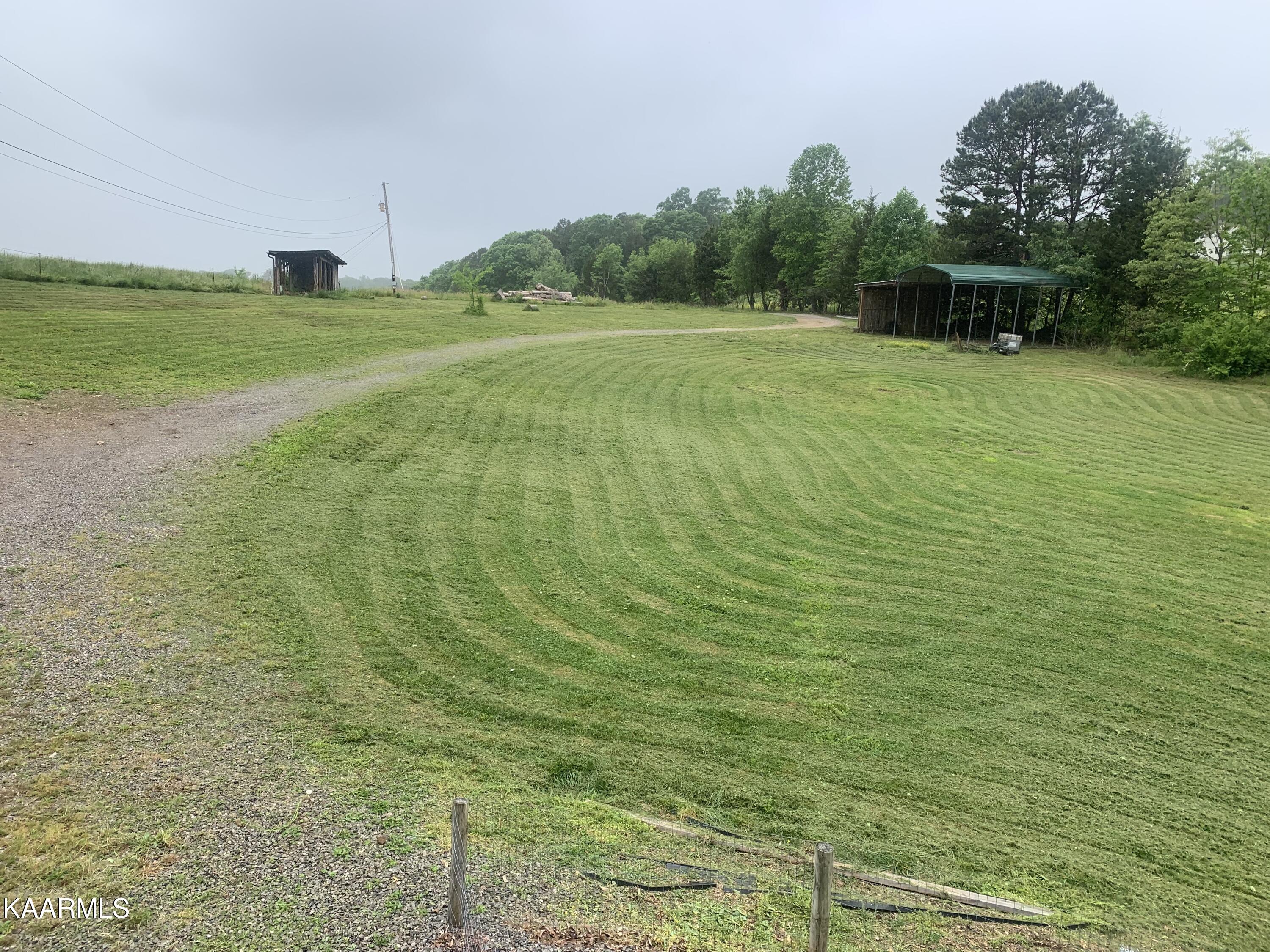 2401 Watson Road Loudon, TN 37774 - Photo 8 of 30 33B56182-677B-4691-81C1-BAA9A9C7D5BC