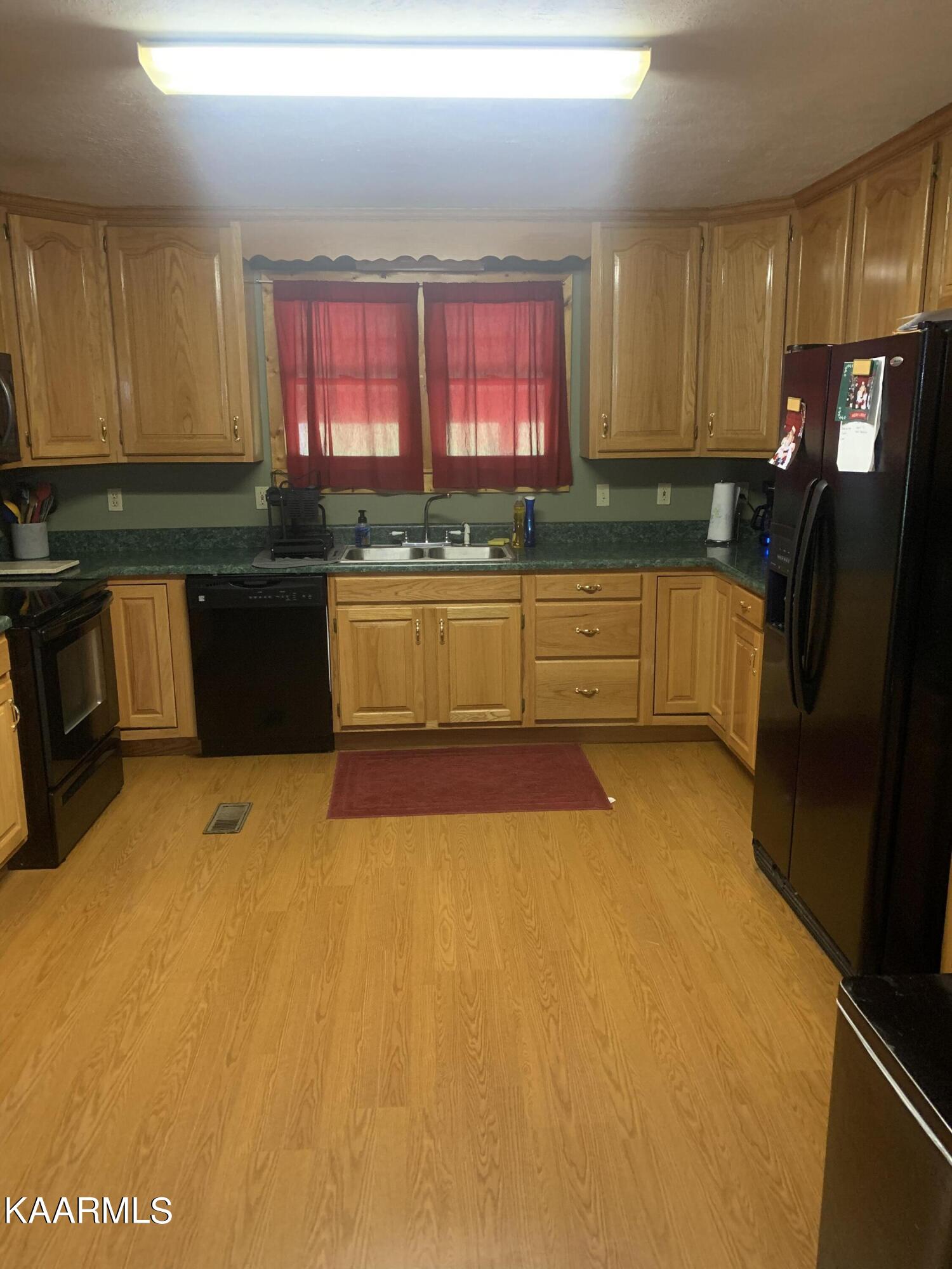 2401 Watson Road Loudon, TN 37774 - Photo 10 of 30 4CDBA658-C0BA-4DF0-AD03-410726C23DFA