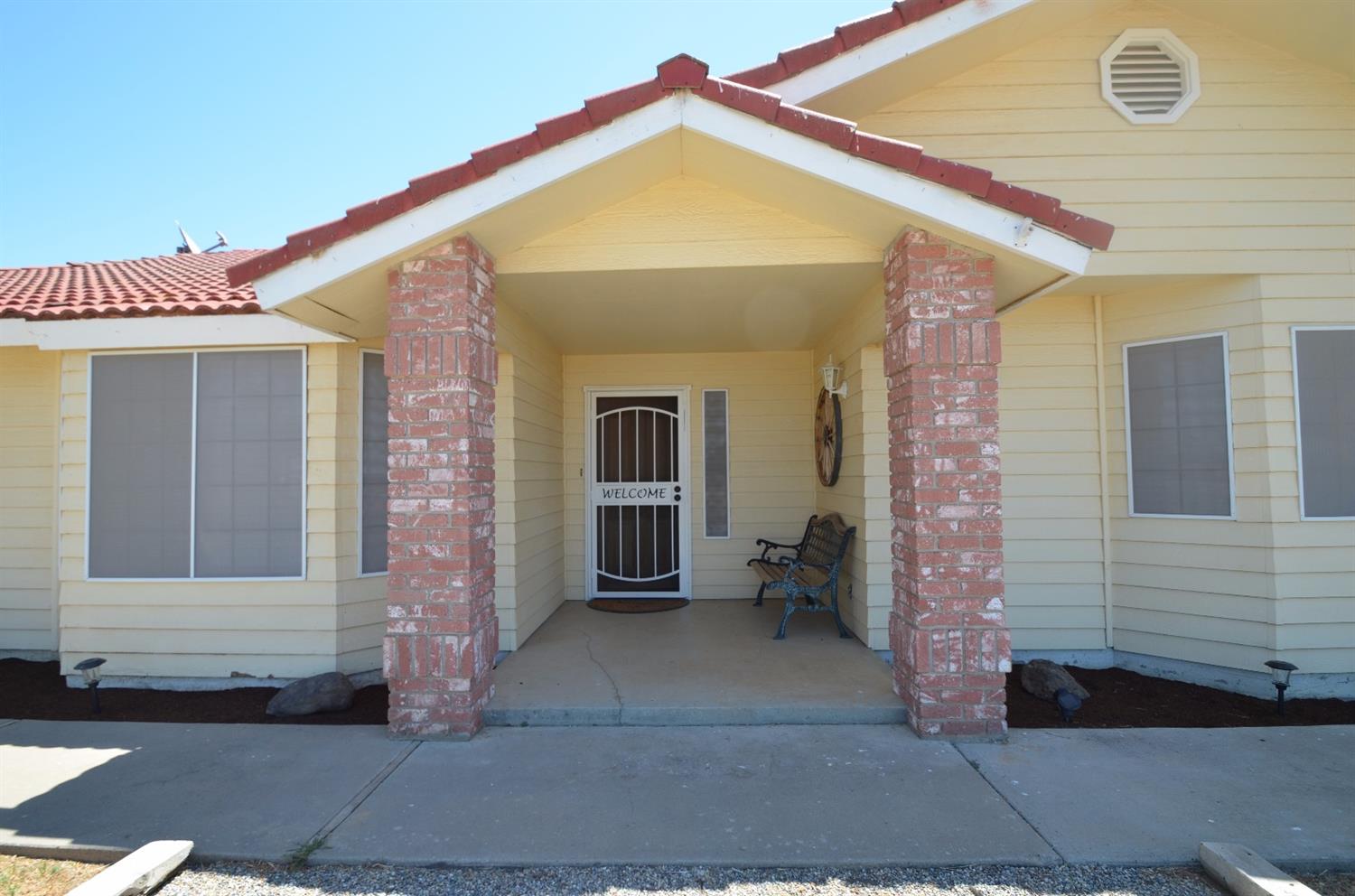 19813 Oakhill Road Madera, CA 93638 - Photo 2 of 65 Gallery Image 2