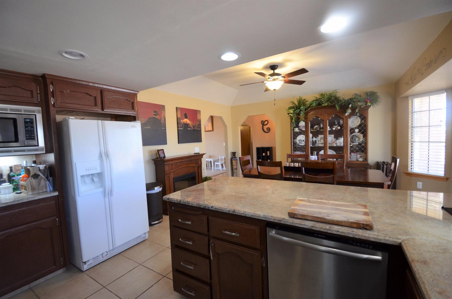 19813 Oakhill Road Madera, CA 93638 - Photo 11 of 65 Gallery Image 11