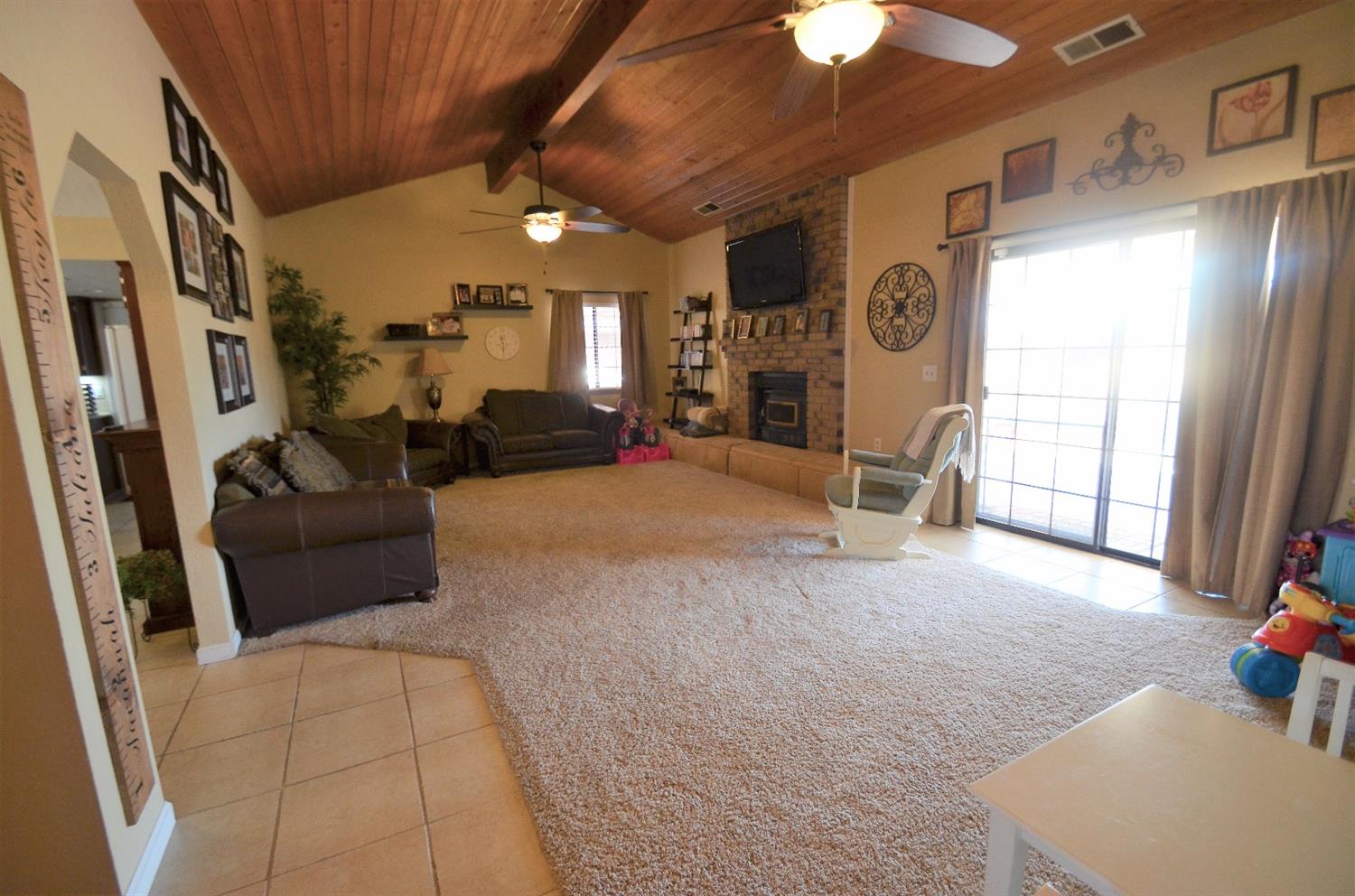 19813 Oakhill Road Madera, CA 93638 - Photo 13 of 65 Gallery Image 13