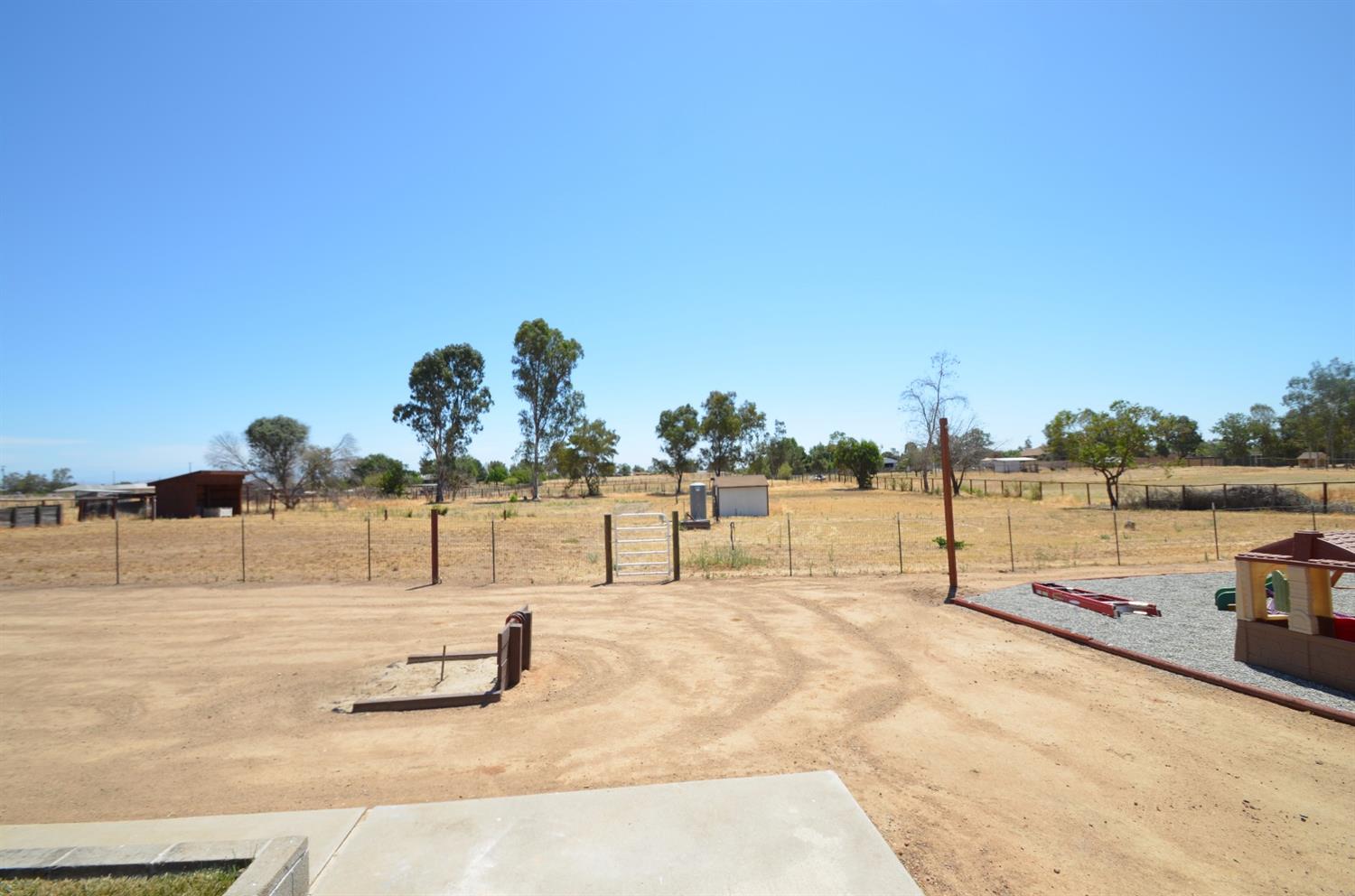 19813 Oakhill Road Madera, CA 93638 - Photo 46 of 65 Gallery Image 46