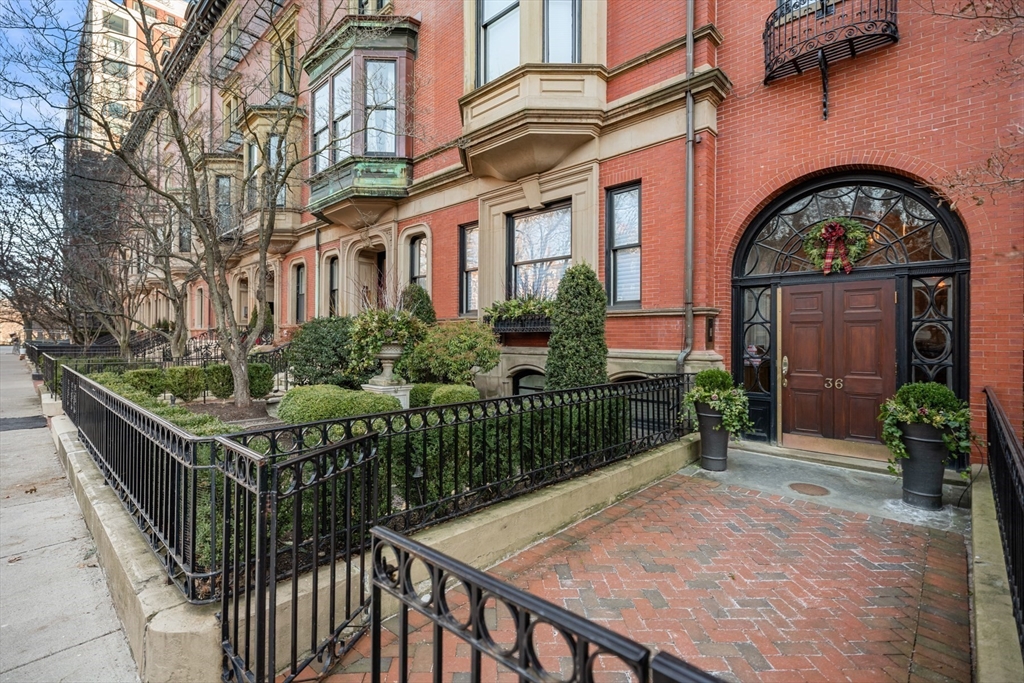 36 Commonwealth Avenue, Unit PH Boston, MA 02116 - Photo 28 of 30