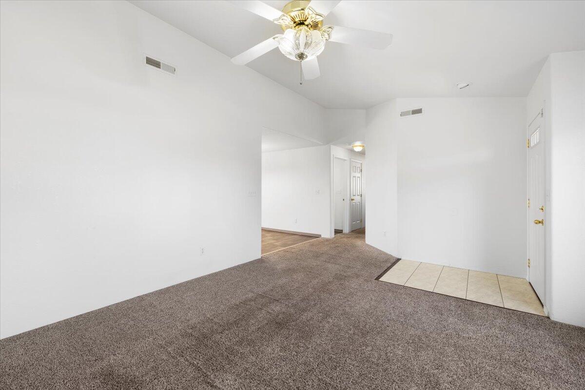 8089 Abbey Road White City, OR 97503 - Photo 8 of 28 07-CI_6649