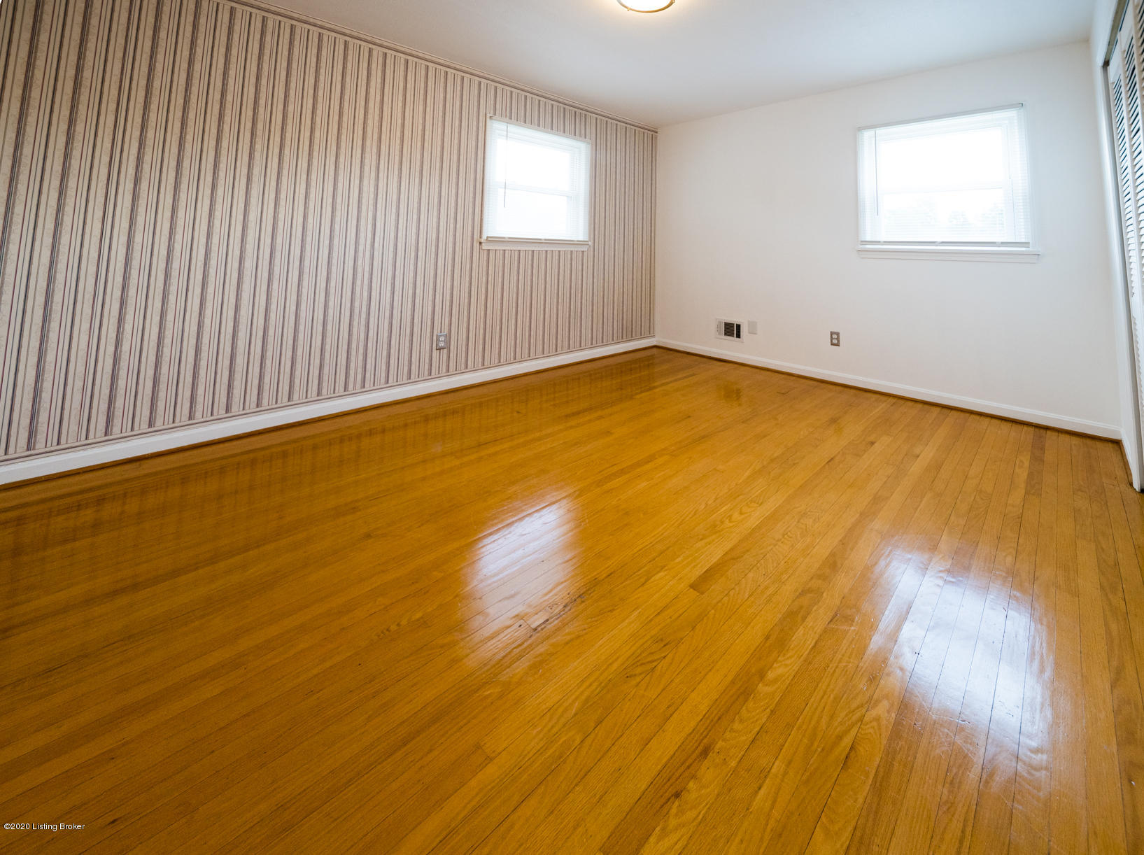 4416 Lambert Road Louisville, KY 40219 - Photo 11 of 26 4416 lambert rd-1-17