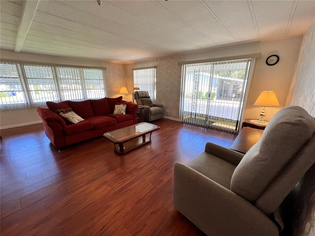 229 Rue De Fontaine Tavares, FL 32778 - Photo 5 of 22 Gallery Image 5