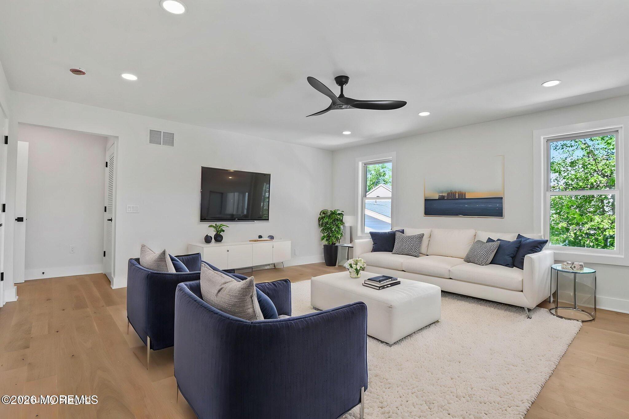 709 Howe Street Point Pleasant, NJ 08742 - Photo 35 of 81 IN-LAW LIVING ROOM
