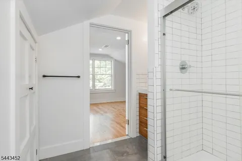 $3,795 | 159 Forest Street, Unit 2, Montclair, NJ 07042