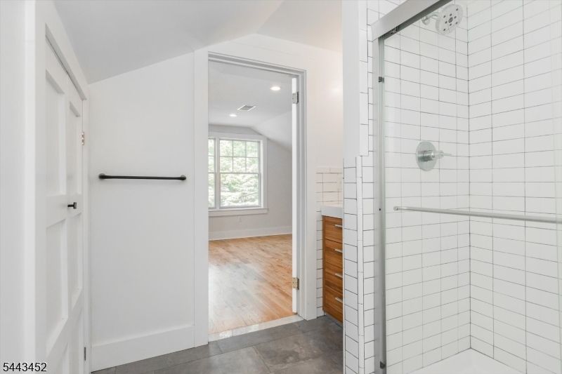 159 Forest Street, Unit 2 Montclair, NJ 07042 - Photo 24 of 27